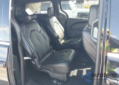 2025 Chrysler Pacifica Select из США, поврежденный, VIN 2C4RC1BG4SR530348